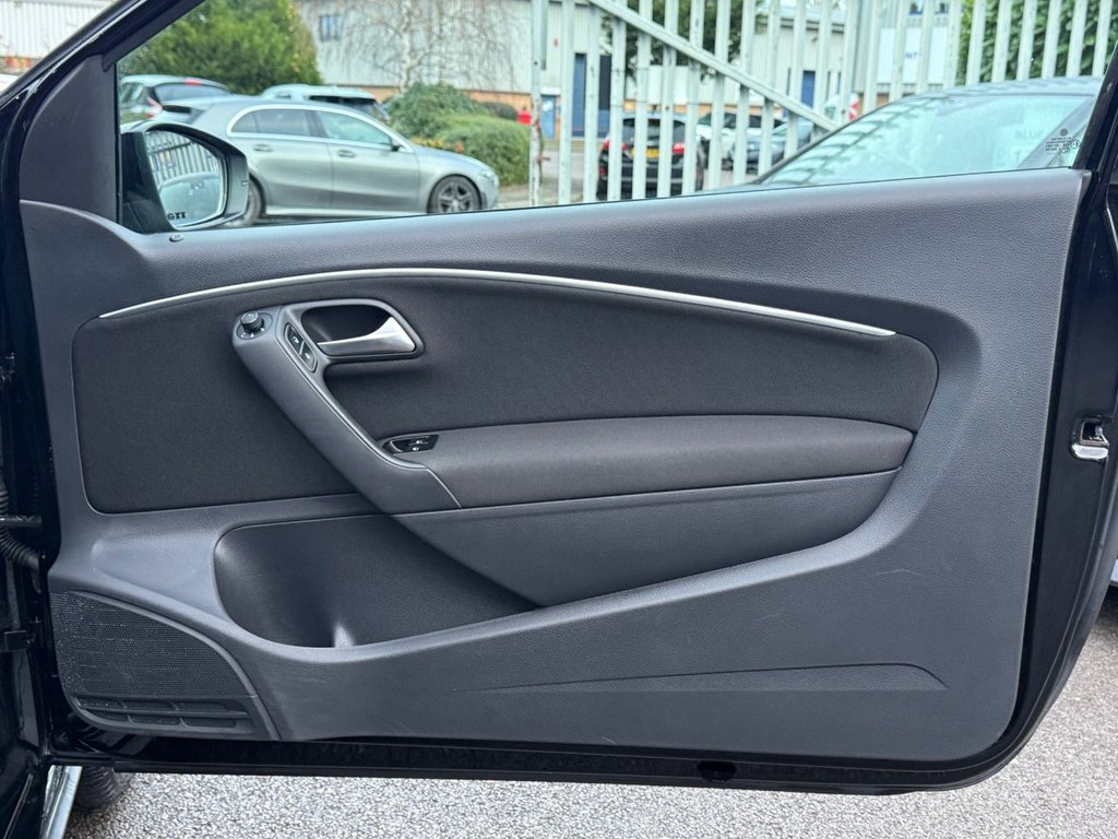 Used Volkswagen Polo 2016 for sale - 76546826: Photo 35