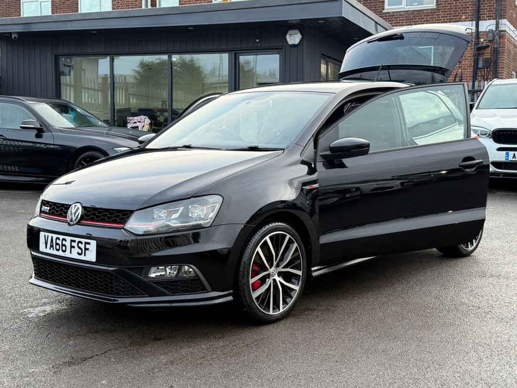 Used Volkswagen Polo 2016 for sale - 76546826: Photo 9