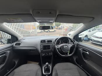 Used Volkswagen Polo 2016 for sale - 79695640: Photo