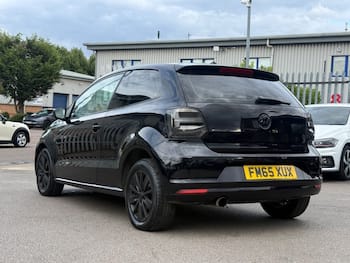 Used Volkswagen Polo 2016 for sale - 79695640: Photo