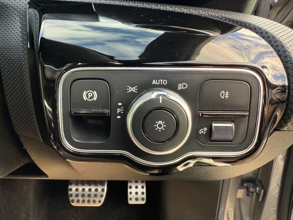 Used Mercedes-Benz A-Class 2019 for sale - 76570201: Photo 36