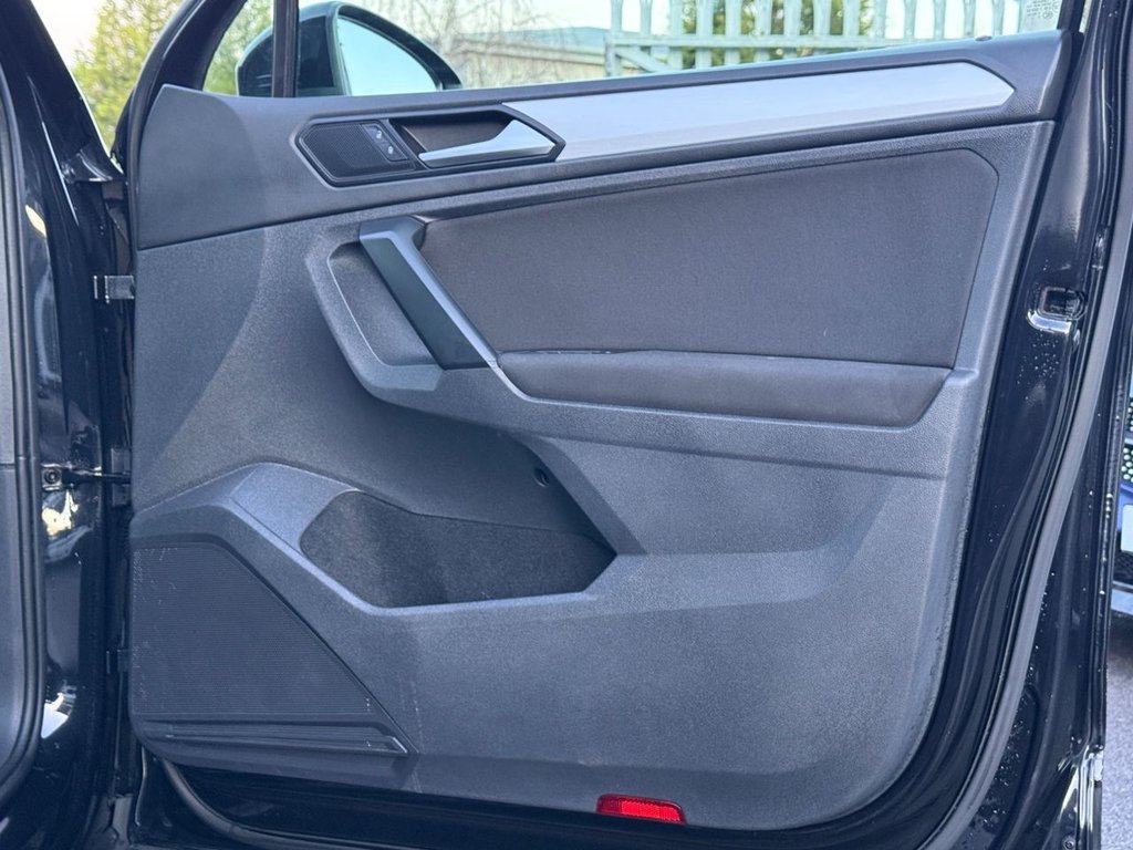 Used Volkswagen Tiguan 2020 for sale - 76798202: Photo 37