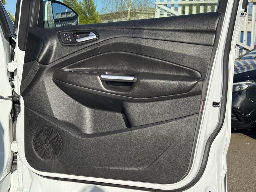 Used Ford Kuga 2017 for sale - 78158499: Photo 40