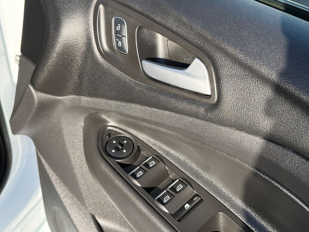 Used Ford Kuga 2017 for sale - 78158499: Photo 41