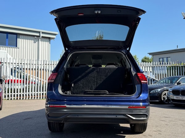 Used Volkswagen Tiguan Allspace 2023 for sale - 76009576: Photo 17