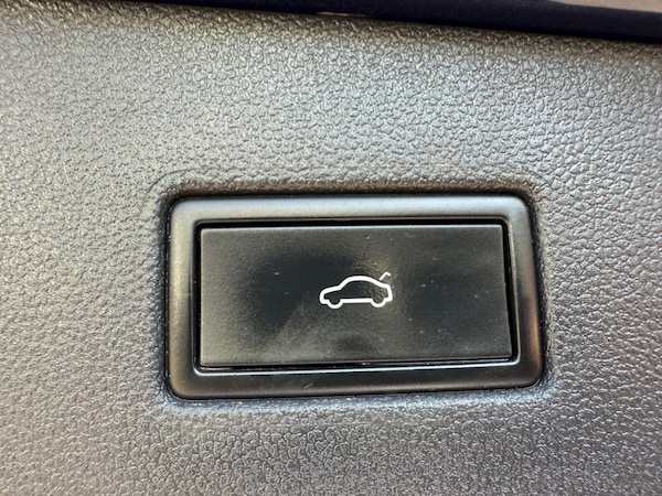 Used Volkswagen Tiguan Allspace 2023 for sale - 76009576: Photo 19