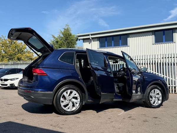 Used Volkswagen Tiguan Allspace 2023 for sale - 76009576: Photo 25