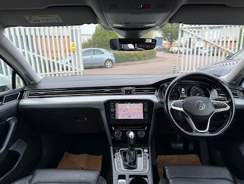 Used Volkswagen Passat 2020 for sale - 76223702: Photo 2