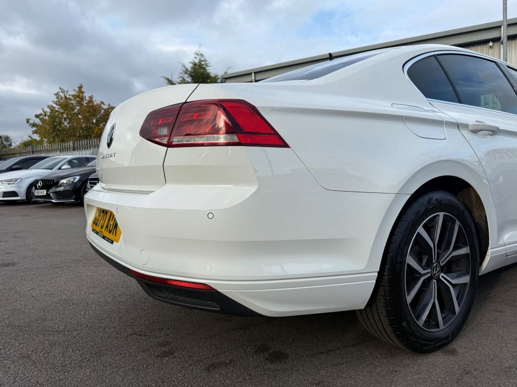 Used Volkswagen Passat 2020 for sale - 76223702: Photo 33