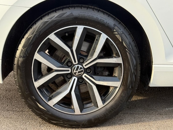 Used Volkswagen Passat 2020 for sale - 76223702: Photo 33