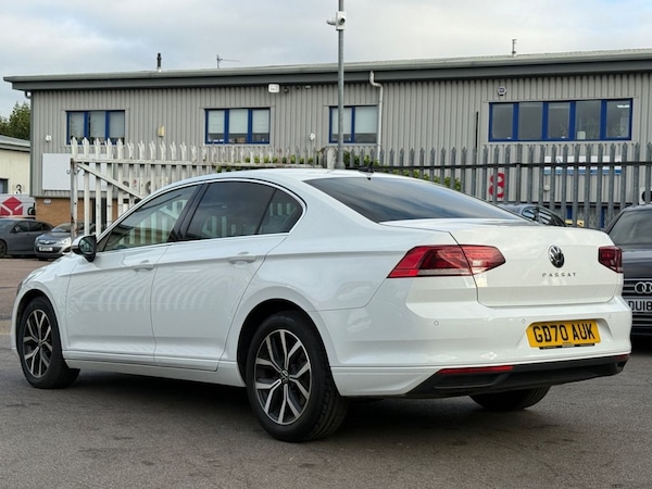 Used Volkswagen Passat 2020 for sale - 76223702: Photo 3
