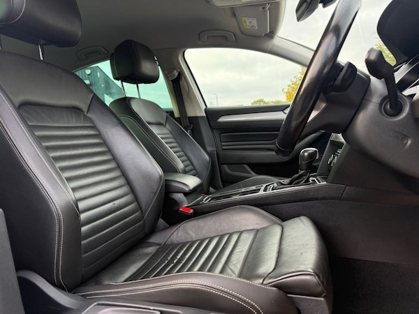 Used Volkswagen Passat 2020 for sale - 76223702: Photo 4