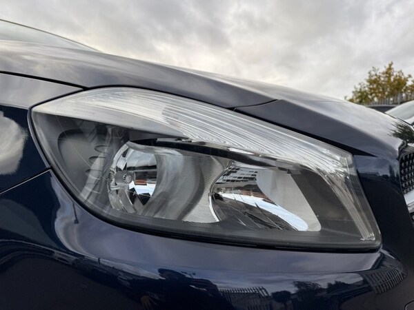 Used Mercedes-Benz A-Class 2018 for sale - 76173107: Photo 24