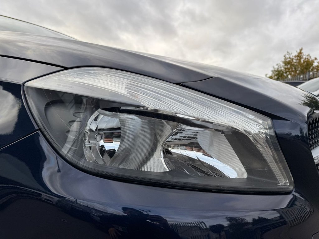 Used Mercedes-Benz A-Class 2018 for sale - 76173107: Photo 25