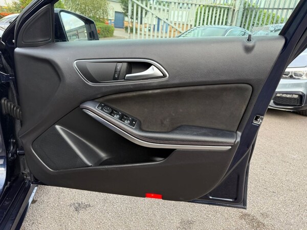 Used Mercedes-Benz A-Class 2018 for sale - 76173107: Photo 34