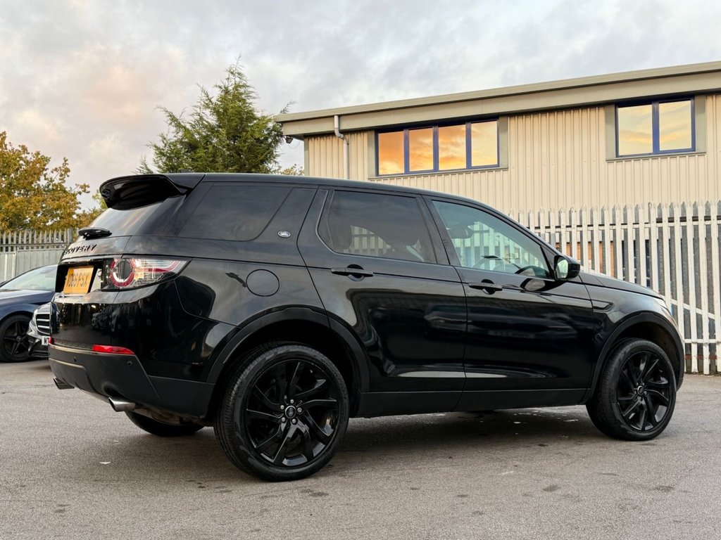 Used Land Rover Discovery Sport 2016 for sale - 76176140: Photo 11