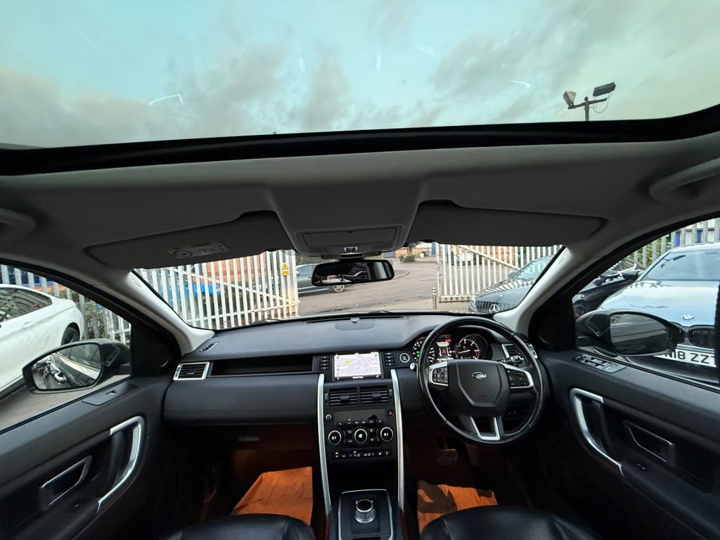 Used Land Rover Discovery Sport 2016 for sale - 76176140: Photo 2
