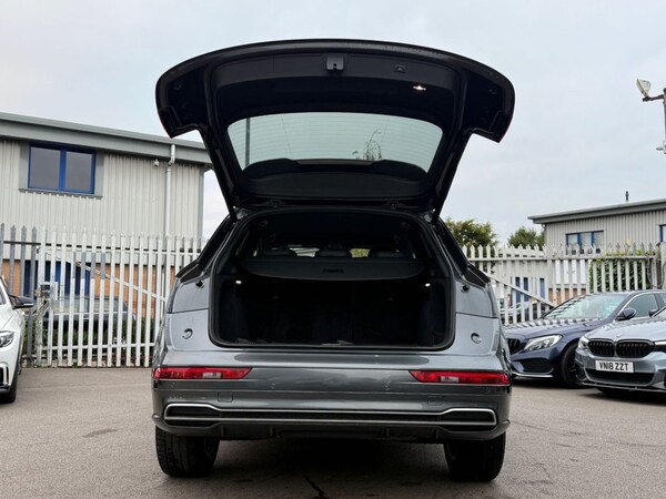 Used Audi Q5 2018 for sale - 76228944: Photo 15