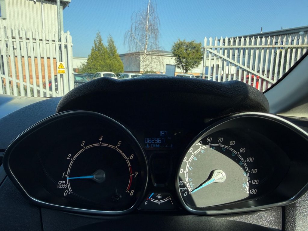 Used Ford Fiesta 2014 for sale - 77952825: Photo 44