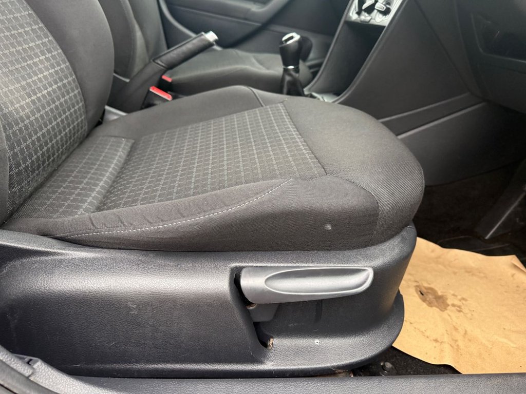 Used Volkswagen Polo 2014 for sale - 77905409: Photo 40