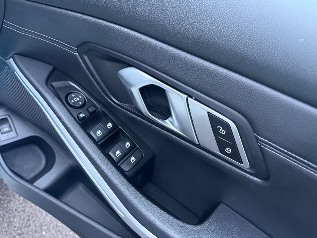 Used BMW 3 Series 2019 for sale - 77401353: Photo 35