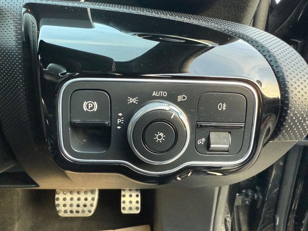 Used Mercedes-Benz A-Class 2020 for sale - 77720267: Photo 40