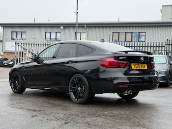 Used BMW 3 Series 2019 for sale - 77452291: Photo