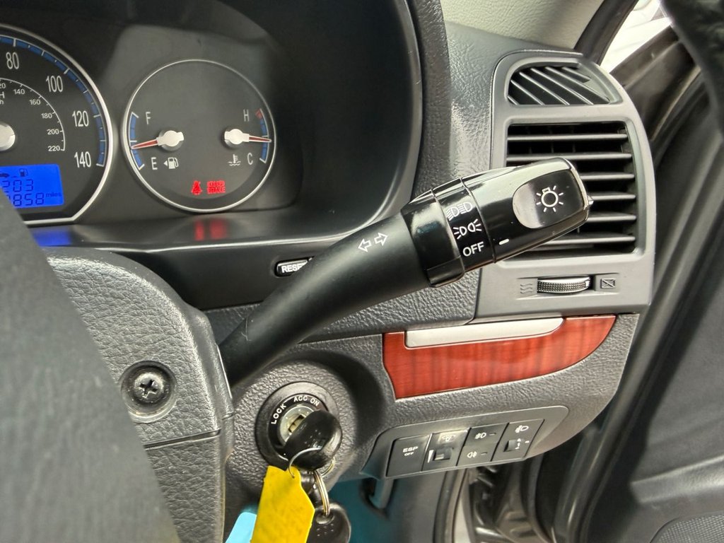 Used Hyundai Santa Fe 2007 for sale - 77588281: Photo 41