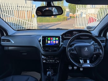 Used Peugeot 208 2015 for sale - 79518757: Photo