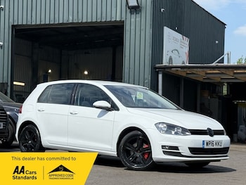 Used Volkswagen Golf 2016 for sale - 78468537: Photo