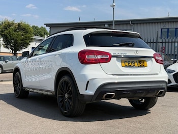 Used Mercedes-Benz GLA 2018 for sale - 79394774: Photo