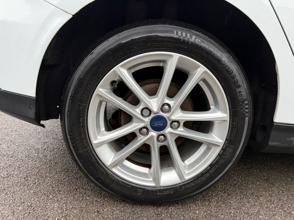 Used Ford Focus 2015 for sale - 77165980: Photo 31