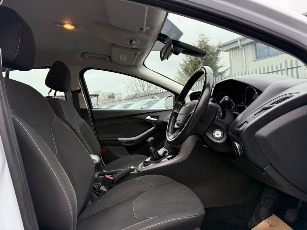 Used Ford Focus 2015 for sale - 77165980: Photo 37