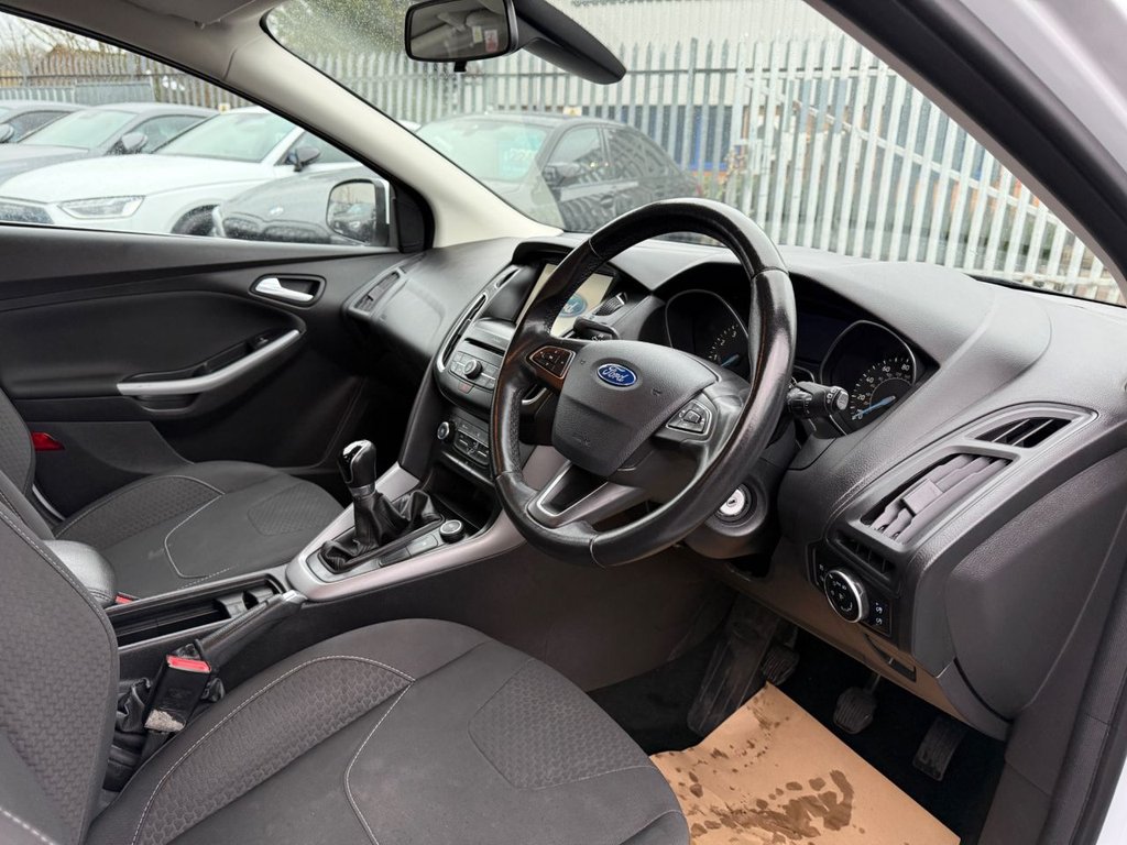 Used Ford Focus 2015 for sale - 77165980: Photo 5
