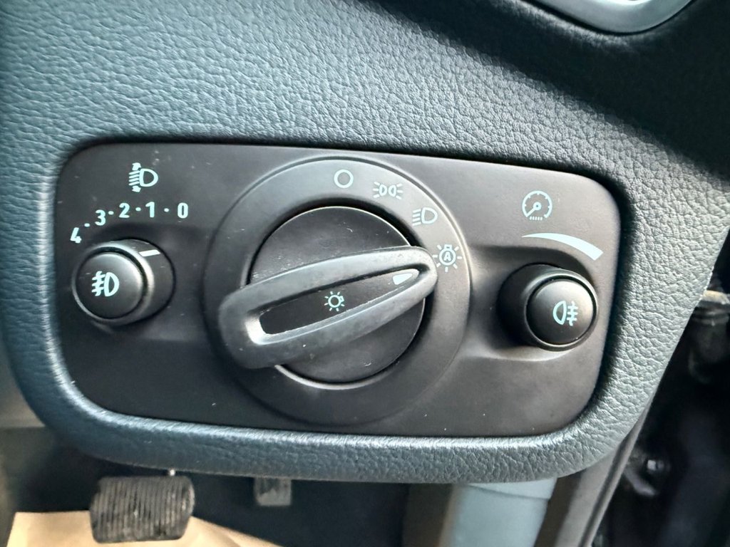 Used Ford C-Max 2012 for sale - 77642977: Photo 41