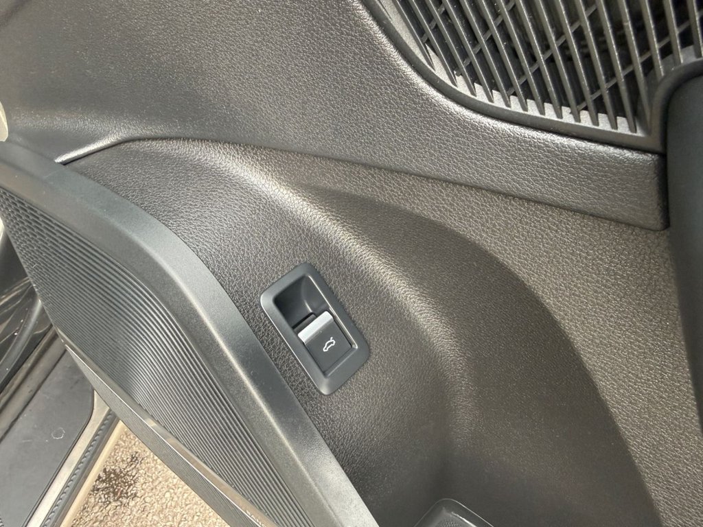 Used Audi Q5 2018 for sale - 77991430: Photo 40