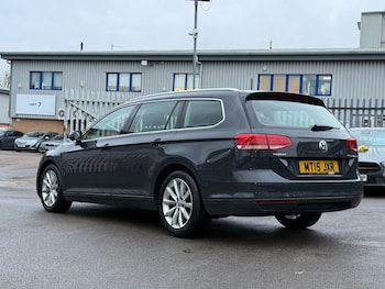 Used Volkswagen Passat 2015 for sale - 77408516: Photo