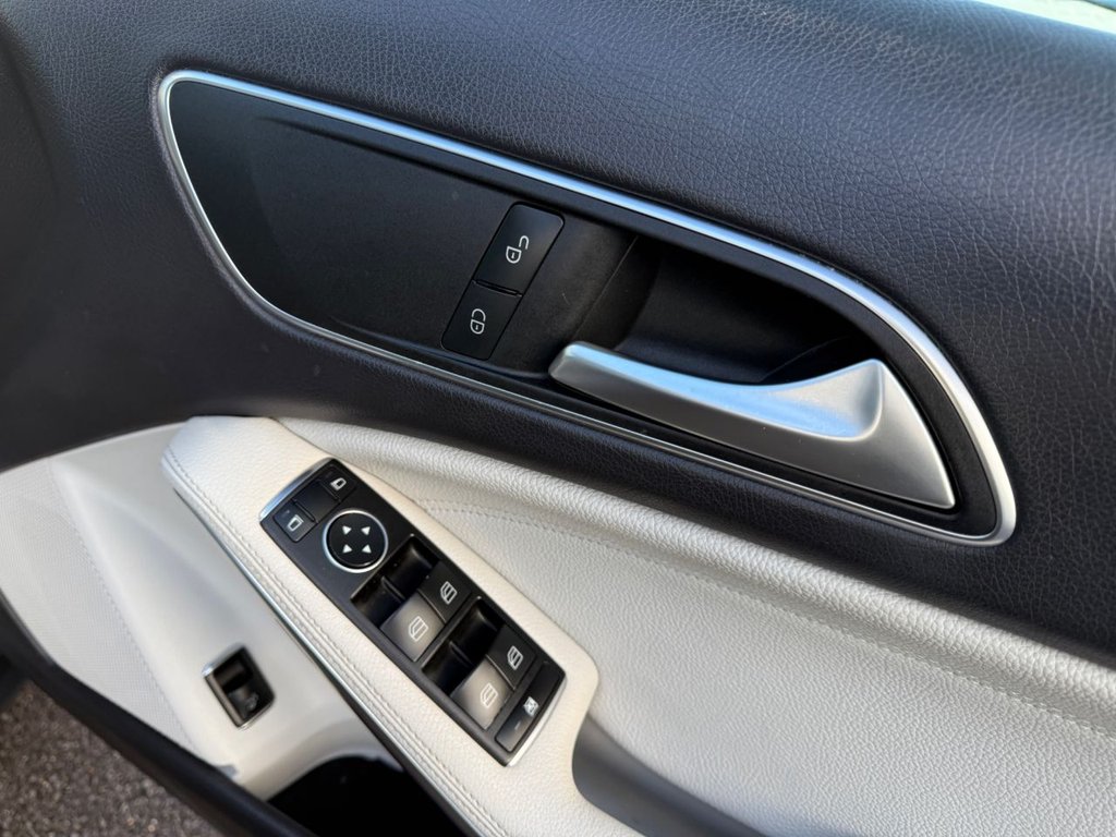 Used Mercedes-Benz GLA 2018 for sale - 76740733: Photo 37