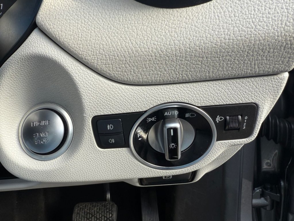 Used Mercedes-Benz GLA 2018 for sale - 76740733: Photo 42