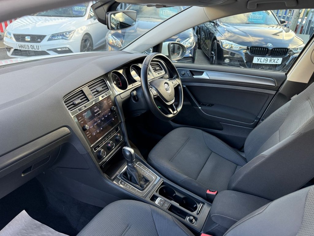 Used Volkswagen Golf 2018 for sale - 77048787: Photo 13