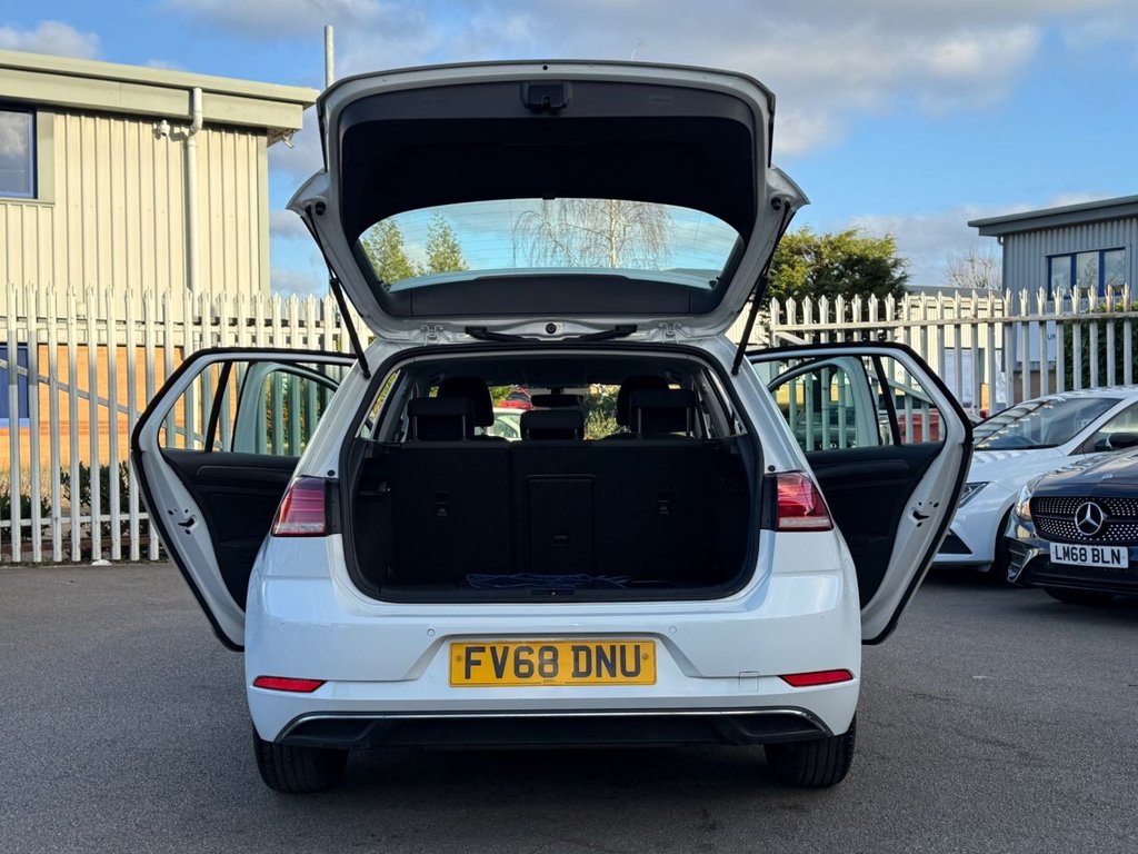 Used Volkswagen Golf 2018 for sale - 77048787: Photo 16