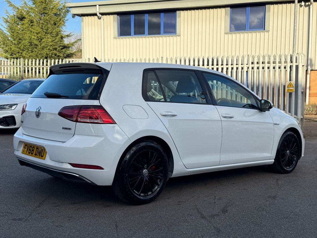 Used Volkswagen Golf 2018 for sale - 77048787: Photo 18