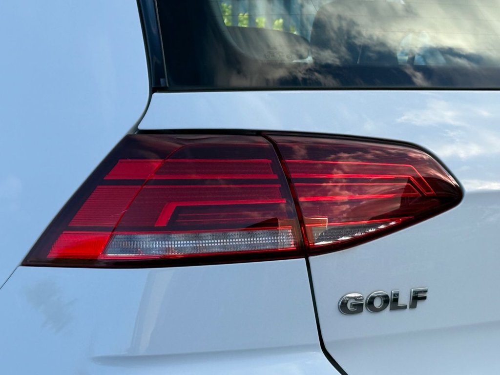Used Volkswagen Golf 2018 for sale - 77048787: Photo 28