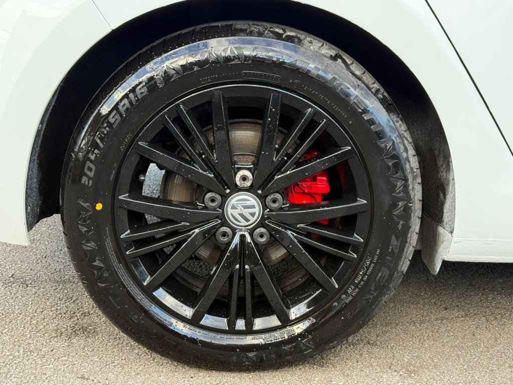 Used Volkswagen Golf 2018 for sale - 77048787: Photo 32