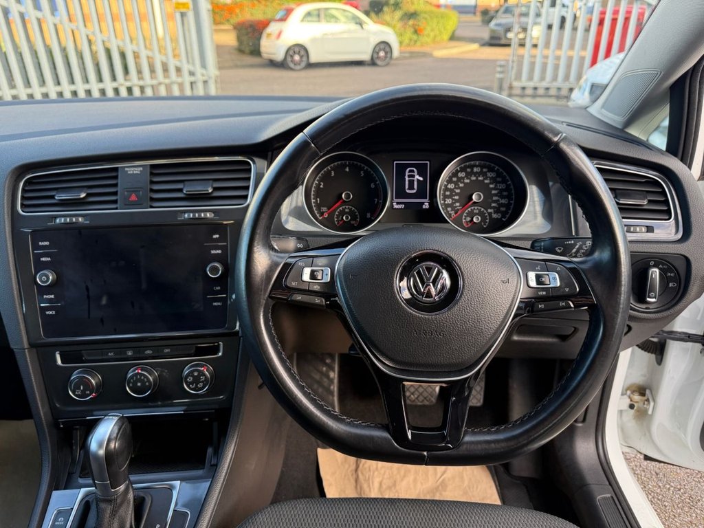 Used Volkswagen Golf 2018 for sale - 77048787: Photo 37