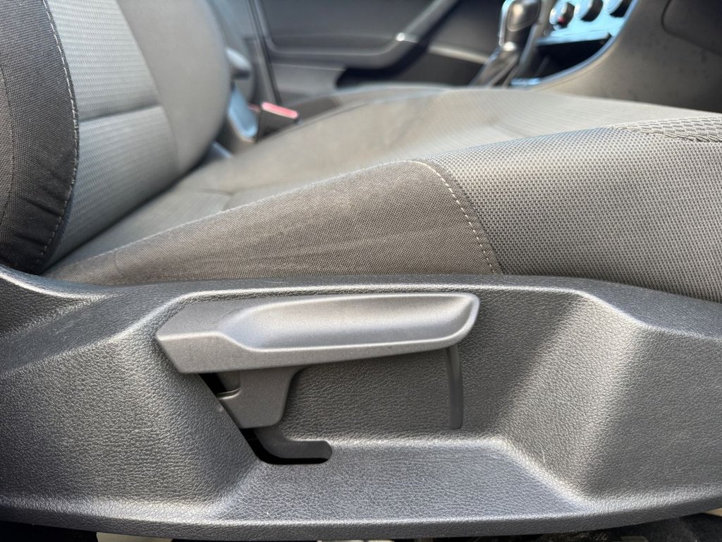 Used Volkswagen Golf 2018 for sale - 77048787: Photo 42