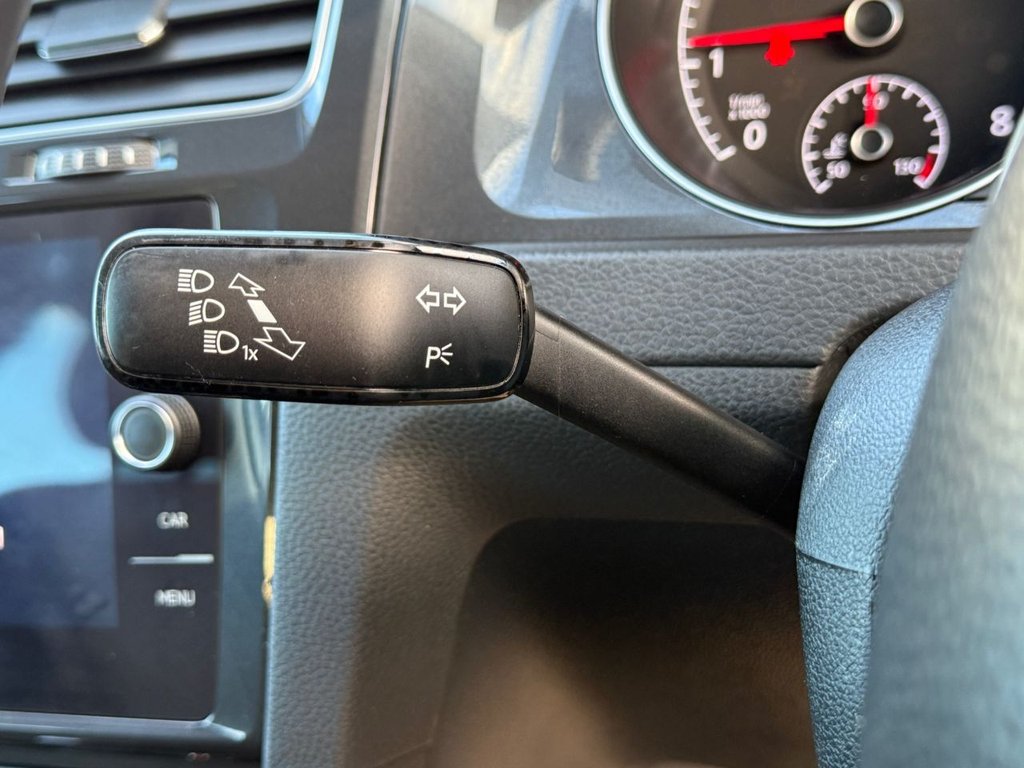 Used Volkswagen Golf 2018 for sale - 77048787: Photo 44