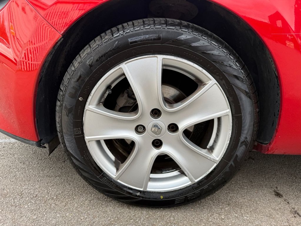 Used Renault Clio 2014 for sale - 78069359: Photo 27