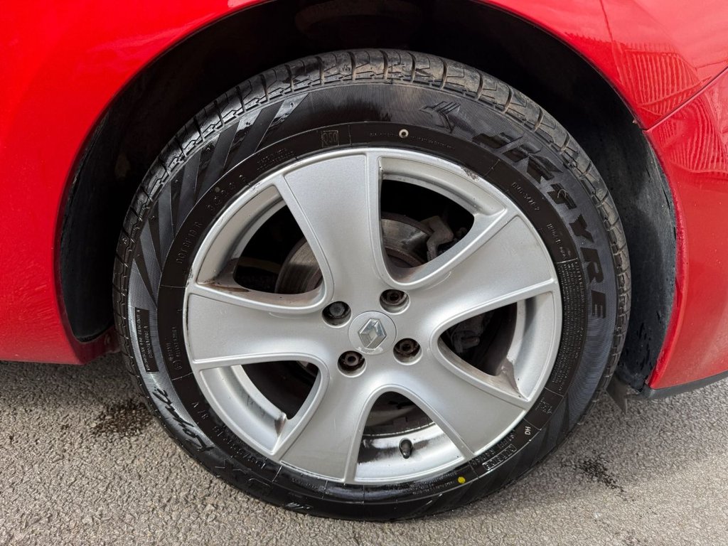 Used Renault Clio 2014 for sale - 78069359: Photo 33