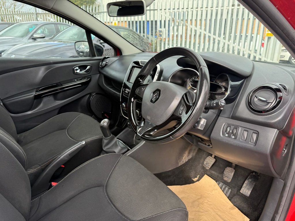 Used Renault Clio 2014 for sale - 78069359: Photo 37